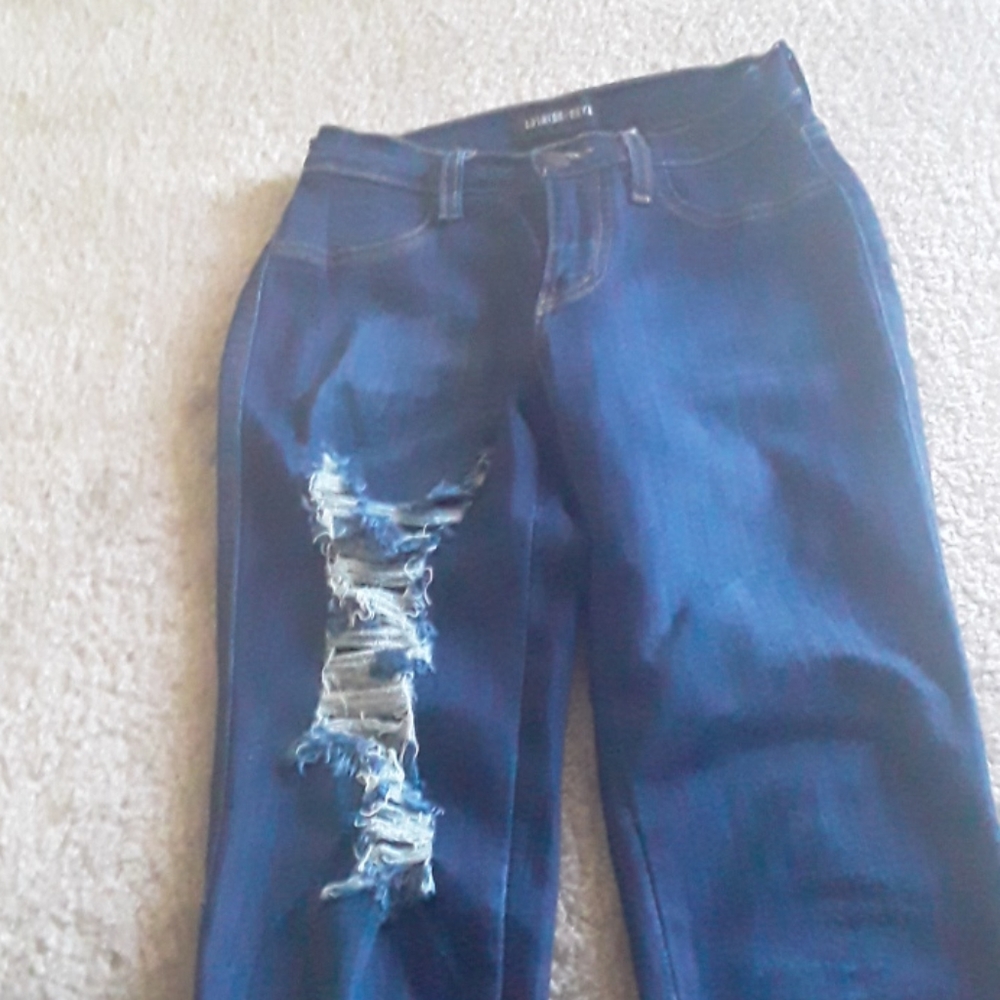 Jeans - Picture 3 of 5